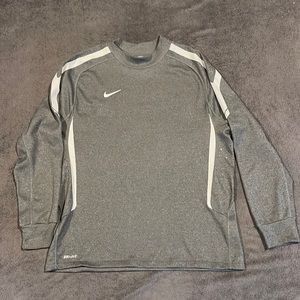 Nike mens long sleeve athletic shirt